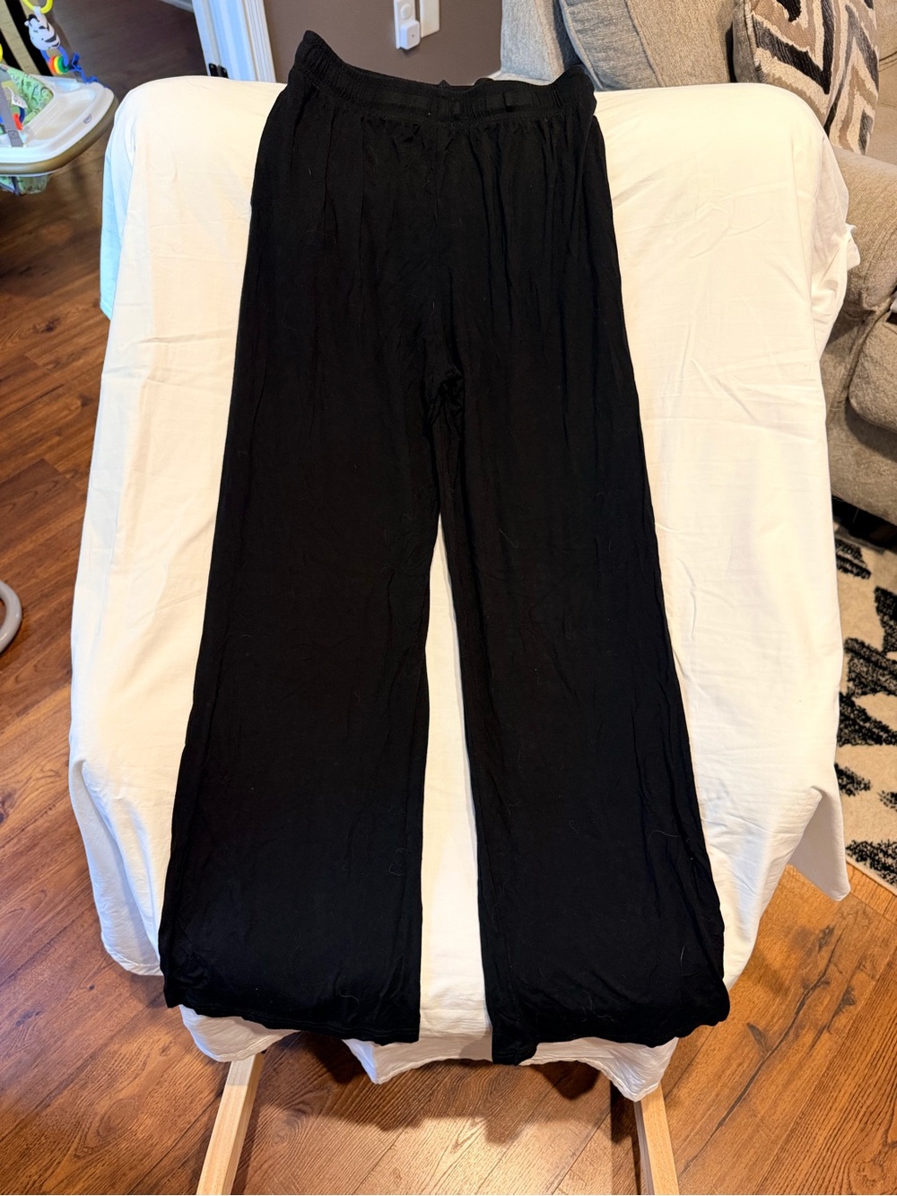 Comfrt Black Cloud Lounge Pants - Picture 5 of 5